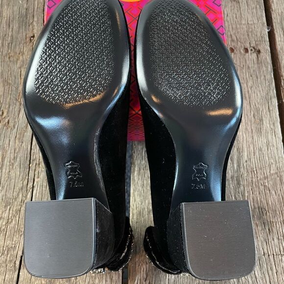 NIB Tory Burch Josephine Black Velvet Pumps Size 7.5 - Picture 8 of 11